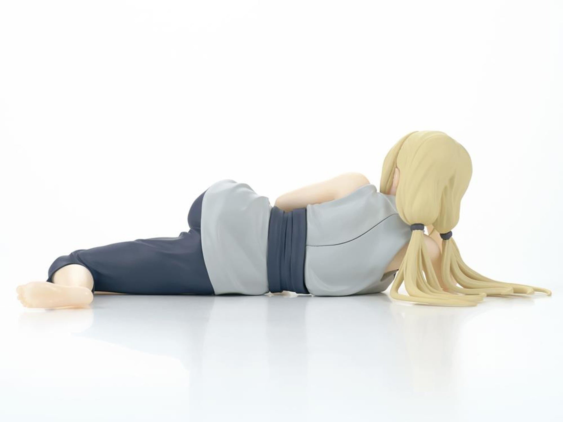 Naruto Shippuden Relax time Tsunade *Pre-order* 