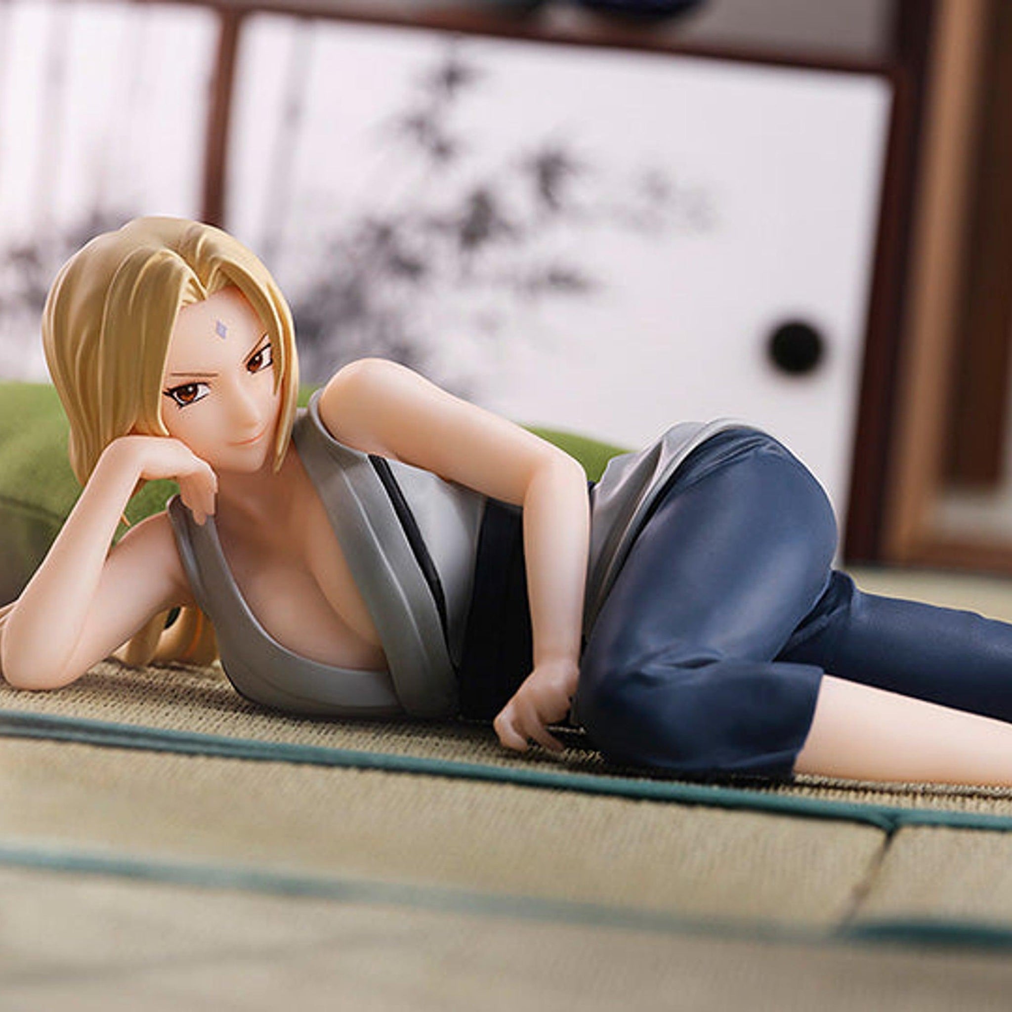 Naruto Shippuden Relax time Tsunade *Pre-order* 