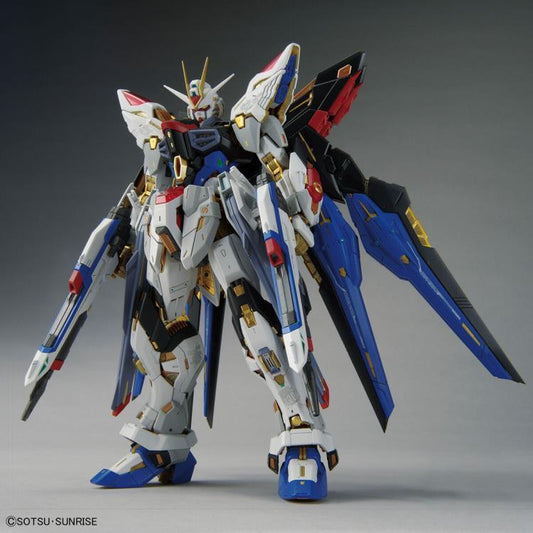 Mobile Suit Gundam SEED Destiny MGEX Strike Freedom Gundam 1/100 Scale Model Kit 